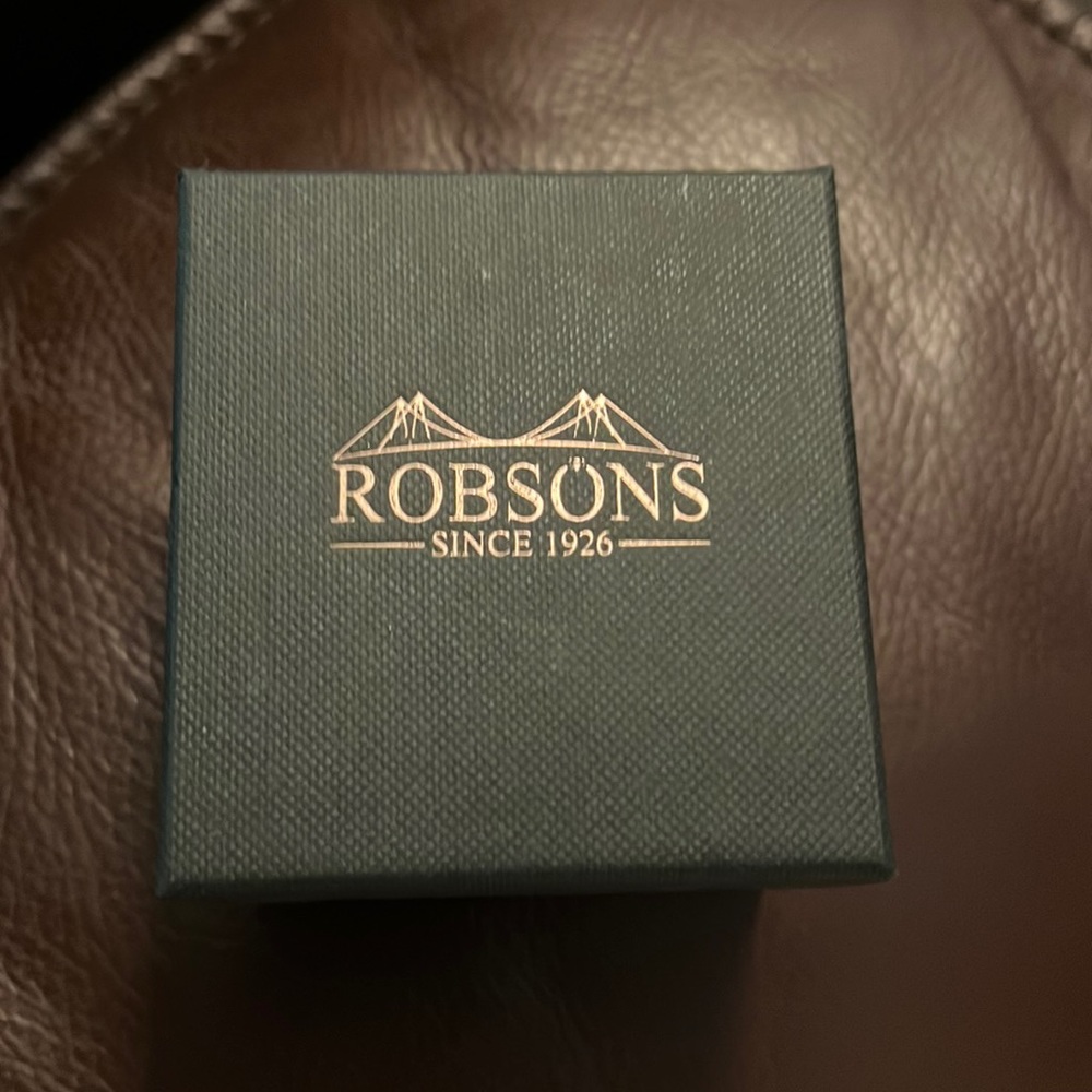 Ring boxes